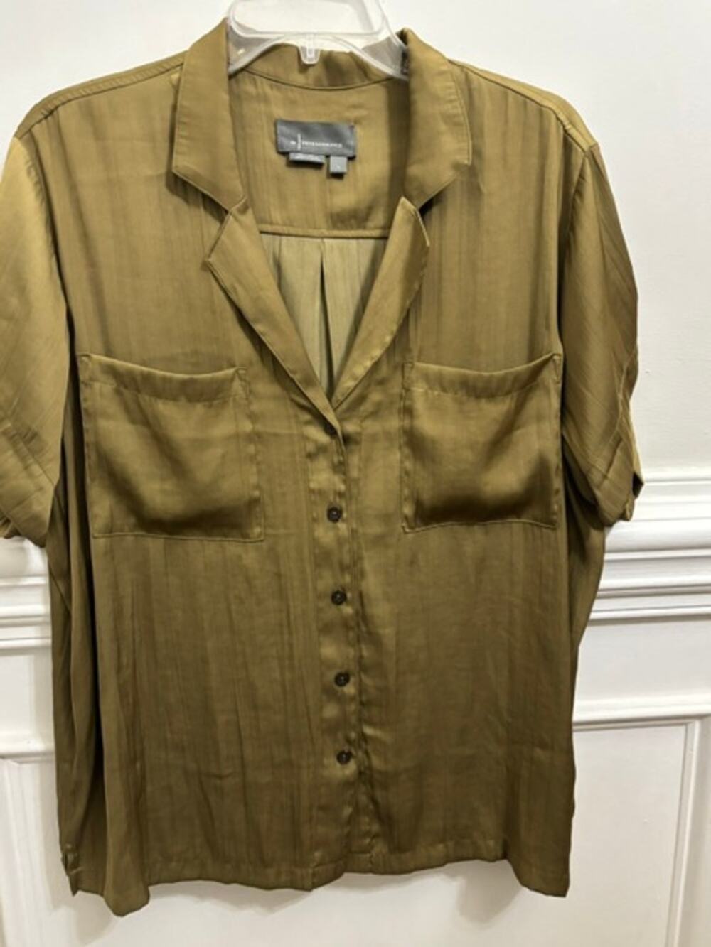 Anthropologie Blouse Short Sleeve Large Olive Button Down Collar